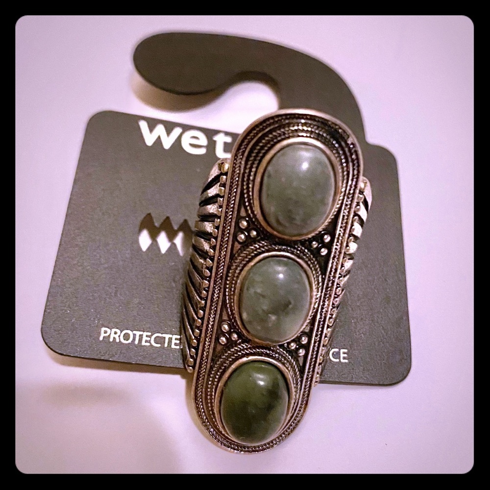 NWT Wet Seal Triple Jade Stone Ring